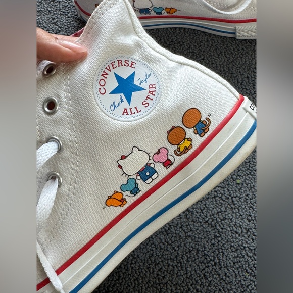Hello Kitty high top converse - Picture 10 of 14